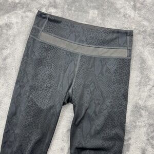 Lululemon Pants Womens 6 Black Snake Print Run Inspire Crop Activewear Yoga